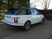 LEFT HAND DRIVE RANGE ROVER 5.0 HSE. MASSIVE SPEC.