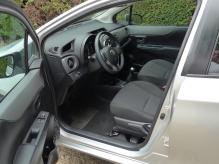 LEFT HAND DRIVE FRENCH REGISTERED TOYOTA YARIS 3 VVTi. VERY LOW MILEAGE