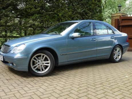 Mercedes C220 CDI Elegance SE Automatic Saloon RHD