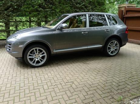 PORSCHE CAYENNE DIESEL TIPTRONIC S LEFT HAND DRIVE