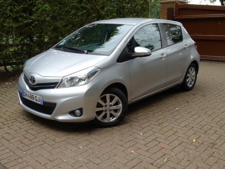 LEFT HAND DRIVE FRENCH REGISTERED TOYOTA YARIS 3 VVTi. VERY LOW MILEAGE